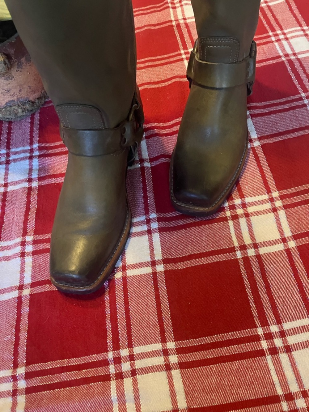Frye Harness 12R Boots Olive Green Size 8 | Rare Discontinued Color - Picture 2 of 14